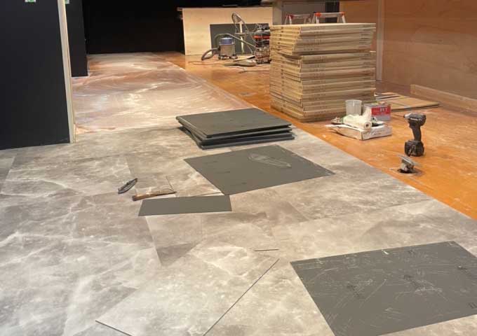 床貼り替えリフォームの画像